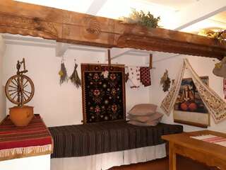 Отель Мамаєва Слобода Киев Большой двухместный номер с 1 кроватью-1