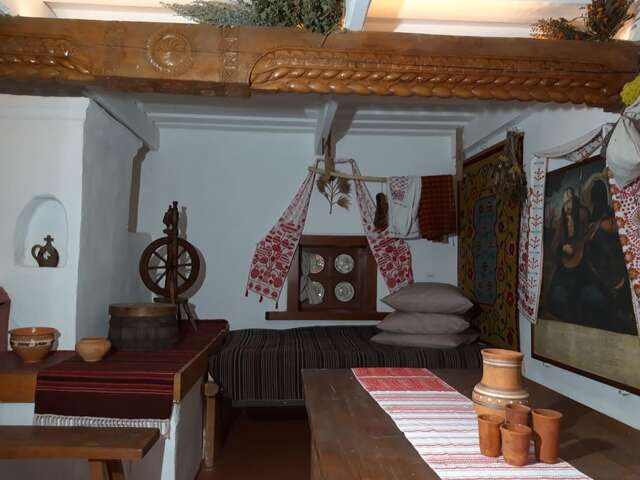 Отель Мамаєва Слобода Киев-16