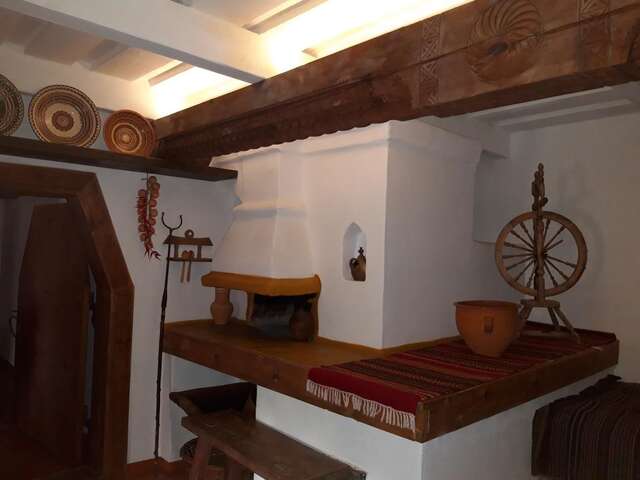 Отель Мамаєва Слобода Киев-19