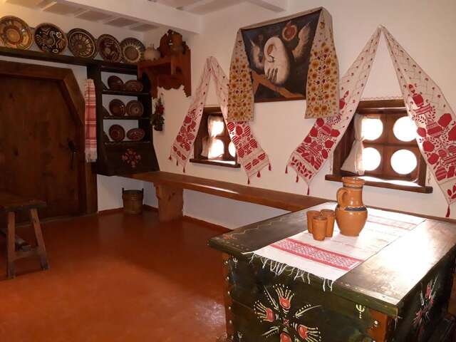 Отель Мамаєва Слобода Киев-21