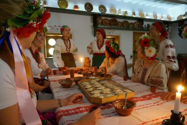 Отель Мамаєва Слобода Киев-8