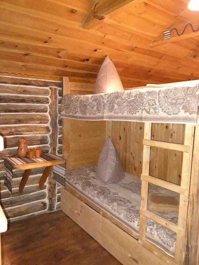 Отель Мамаєва Слобода Киев-10